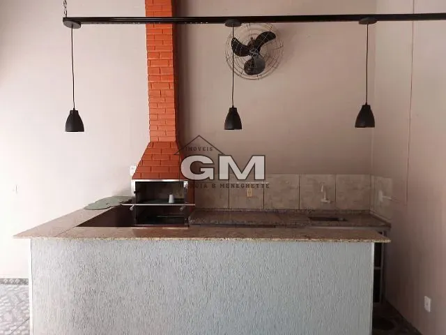 Casa com 200m² 3 quartos e 2 banheiros, à venda, no bairro Jardim Florestan Fernandes em Rua Manoel Games