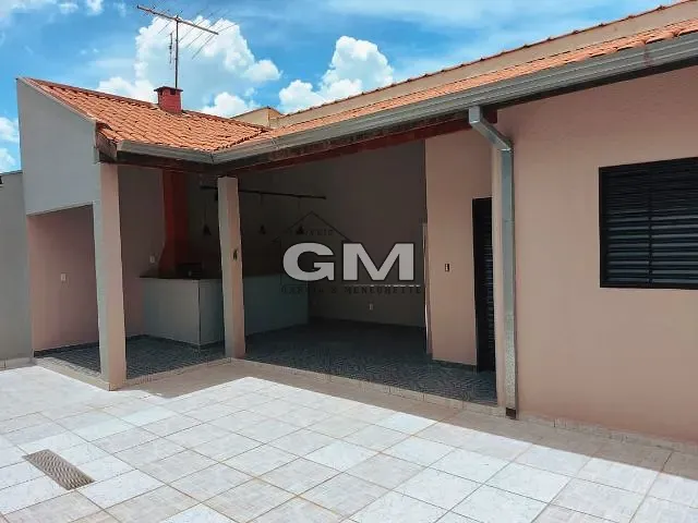 Casa com 200m² 3 quartos e 2 banheiros, à venda, no bairro Jardim Florestan Fernandes em Rua Manoel Games