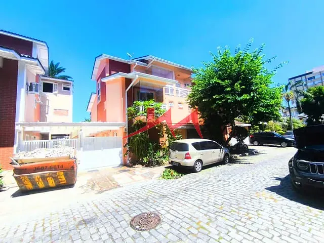 Casa com 200m² 4 quartos e 4 banheiros, à venda, no bairro Ingá em Niterói