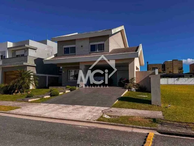 Casa com 423m² 3 quartos e 3 banheiros, à venda, no bairro Laranjal em Pelotas