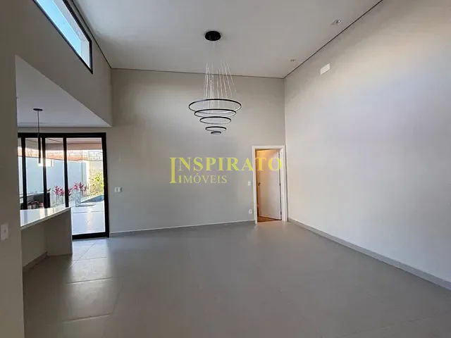 Casa com 300m² 3 quartos e 4 banheiros, à venda, no bairro Jardim Tereza Cristina em Jundiaí