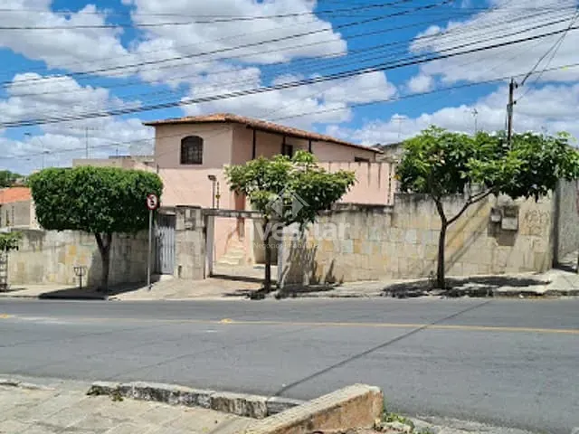 Casa 4 quartos e 2 banheiros, à venda, no bairro Malvinas em Campina Grande