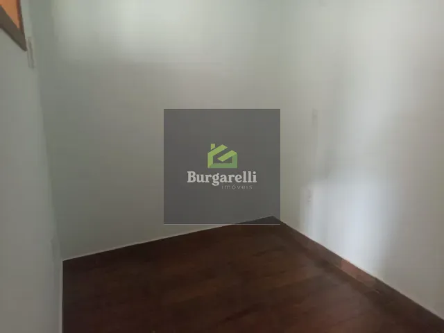 Casa 2 quartos e 2 banheiros, para alugar, no bairro Jardim Dona Wanda em Lavras