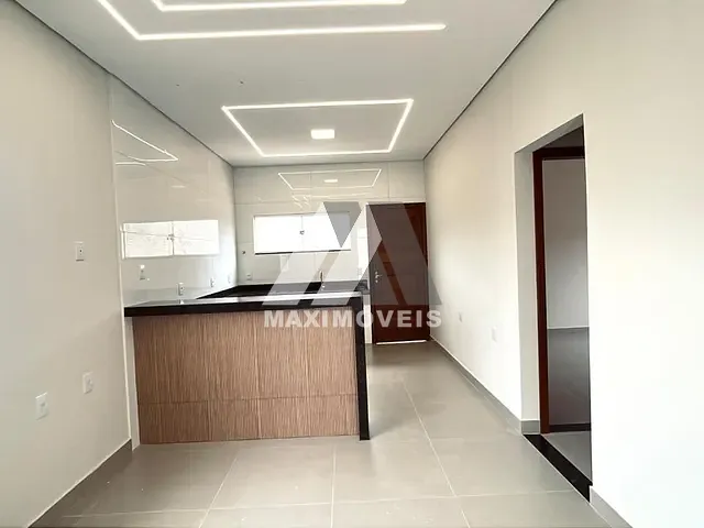 Casa com 174m² 2 quartos e 1 banheiro, à venda, no bairro J K em Araçuaí