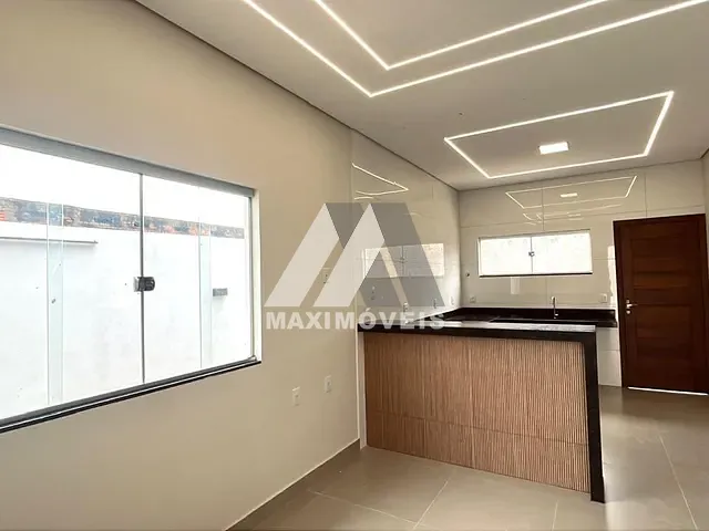 Casa com 174m² 2 quartos e 1 banheiro, à venda, no bairro J K em Araçuaí