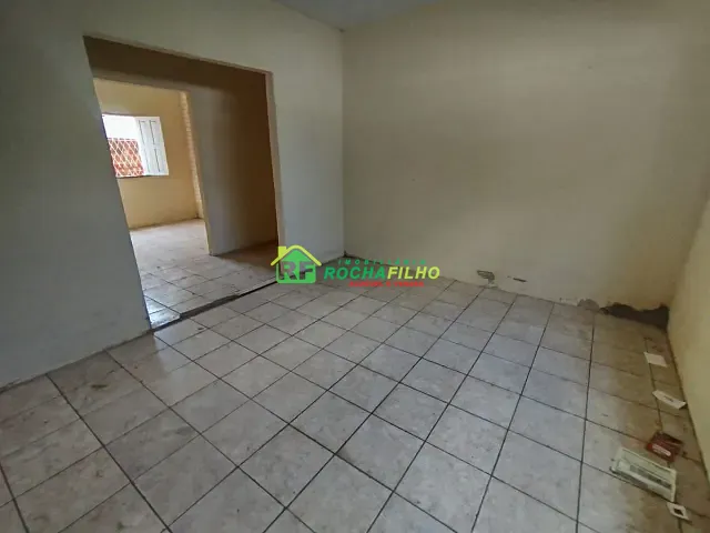 Casa com 100m² 3 quartos e 1 banheiro, para alugar, no bairro Cidade Nova em Teresina