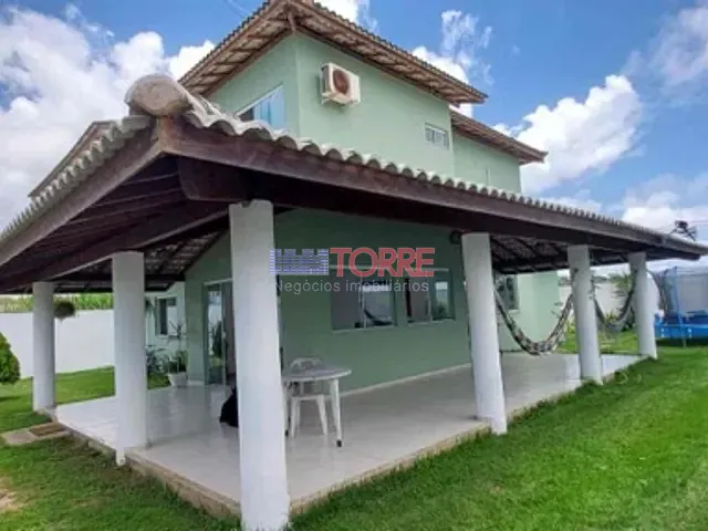 Casa 4 quartos e 4 banheiros, à venda, no bairro Nossa Senhora da Vitória em Ilhéus