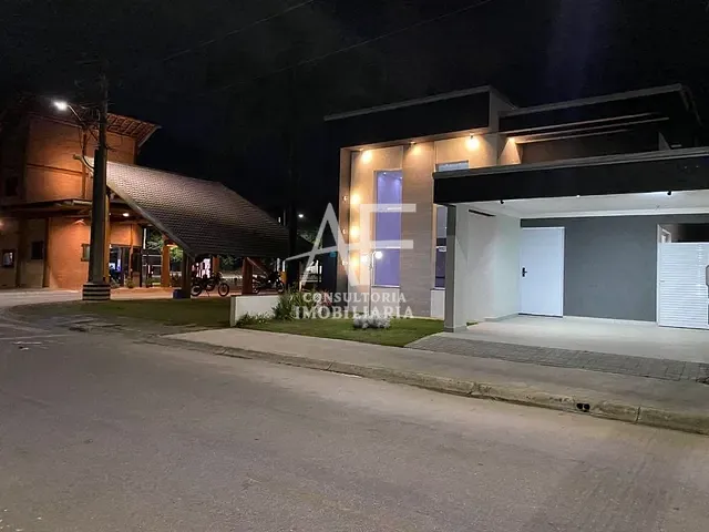 Casa com 250m² 3 quartos e 3 banheiros, à venda, no bairro Residencial Santa Izabel em Taubaté