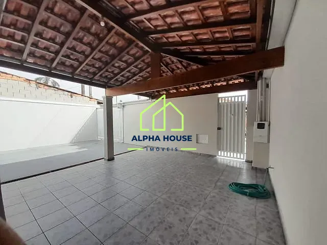 Casa com 250m² 2 quartos e 1 banheiro, à venda, no bairro Loteamento Residencial Carangola em Pindamonhangaba