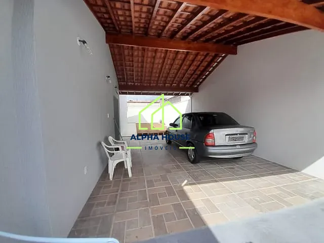Casa com 250m² 2 quartos e 1 banheiro, à venda, no bairro Loteamento Residencial Carangola em Pindamonhangaba
