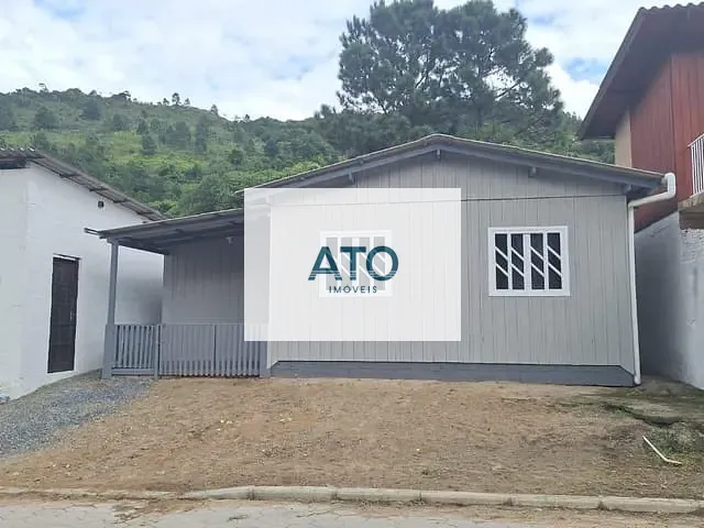 Casa 2 quartos e 1 banheiro, à venda, no bairro MORRETES em Tijucas