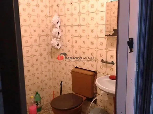 Casa com 202m² 1 quarto e 1 banheiro, à venda, no bairro Olímpico em São Caetano do Sul