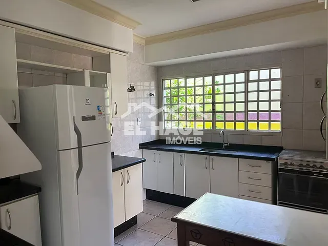 Casa com 366m² 3 quartos e 4 banheiros, à venda, no bairro Jardim Itália em Cuiabá