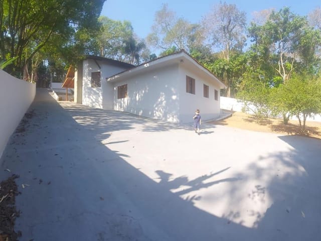 Foto do Casa - Casa 4 dormt (1 suíte) – Terreno 859m² – Fazendinha | Granja Viana | Venda/Locação | Casa Husti Imóveis