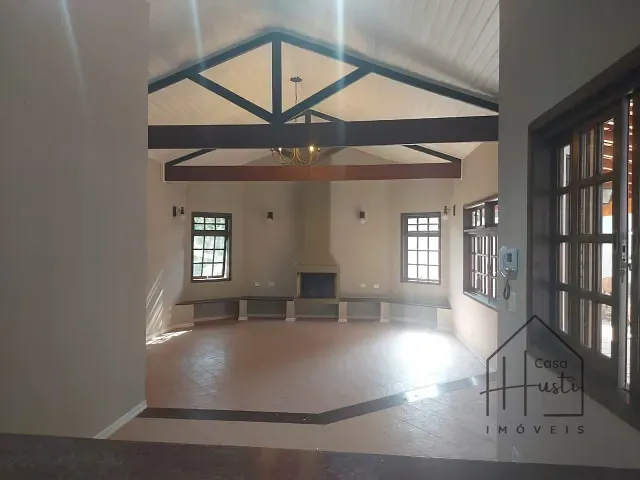 Casa 4 quartos e 2 banheiros, à venda ou para alugar, no bairro Jardim Ana Estela em Carapicuíba