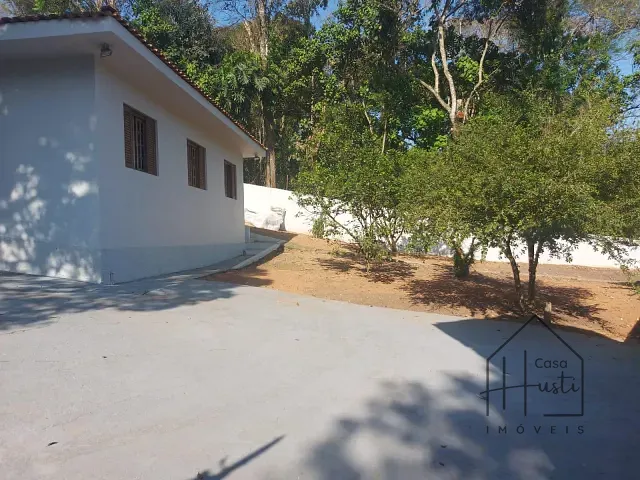Casa 4 quartos e 2 banheiros, à venda ou para alugar, no bairro Jardim Ana Estela em Carapicuíba