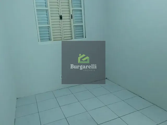 Casa 3 quartos e 1 banheiro, para alugar, no bairro Residencial Mundo Novo em Lavras