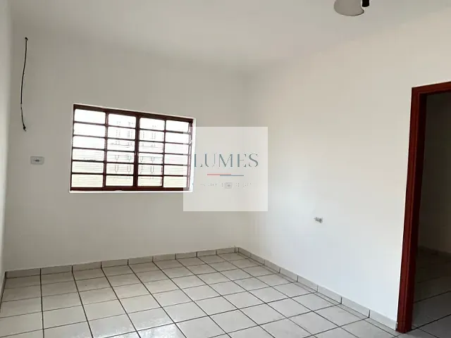 Casa 3 quartos e 2 banheiros, para alugar, no bairro Cidade Jardim I em Americana