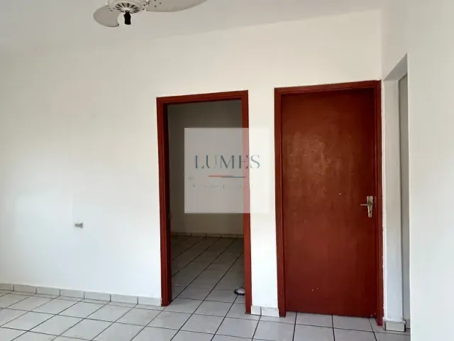 Casa 3 quartos e 2 banheiros, para alugar, no bairro Cidade Jardim I em Americana