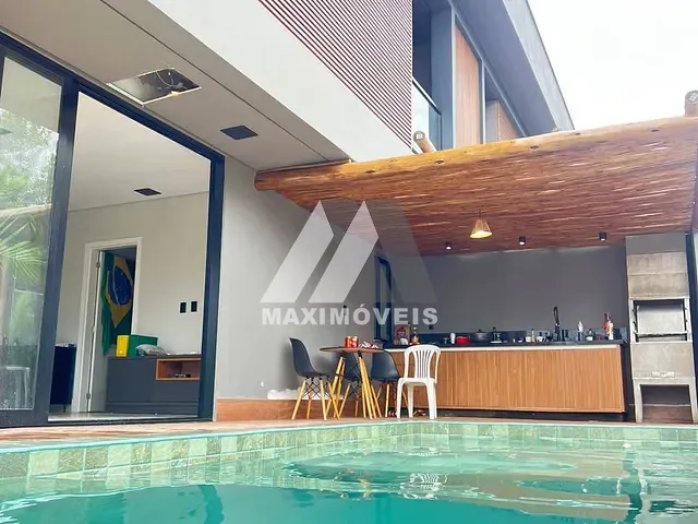 Casa 4 quartos e 4 banheiros, à venda, no bairro Praia de Pitinga em Porto Seguro