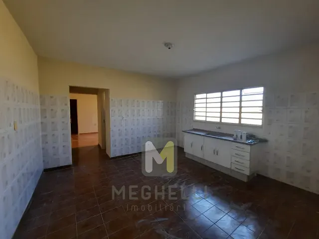 Casa com 200m² 2 quartos e 1 banheiro, para alugar, no bairro Centro em Serrana