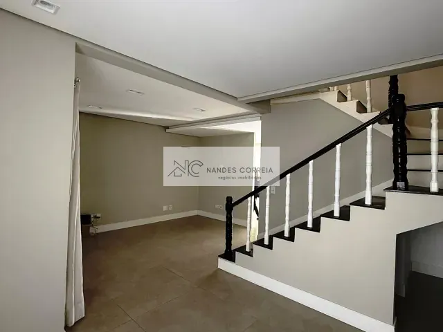 Casa com 202m² 3 quartos e 3 banheiros, à venda, no bairro Parque Jamaica em Londrina