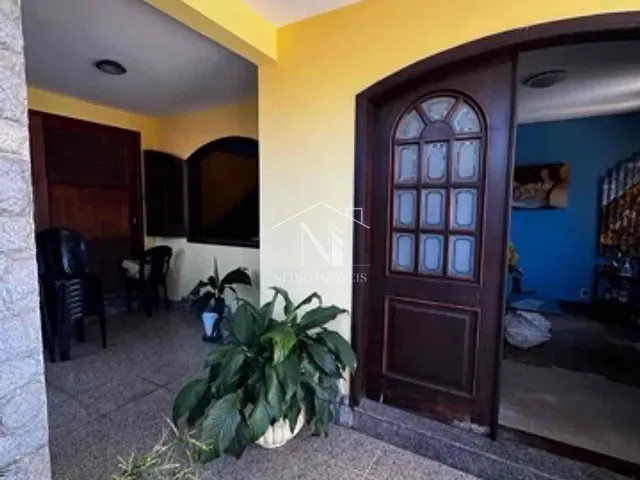 Casa com 342m² 5 quartos e 3 banheiros, à venda, no bairro Centro em Maricá