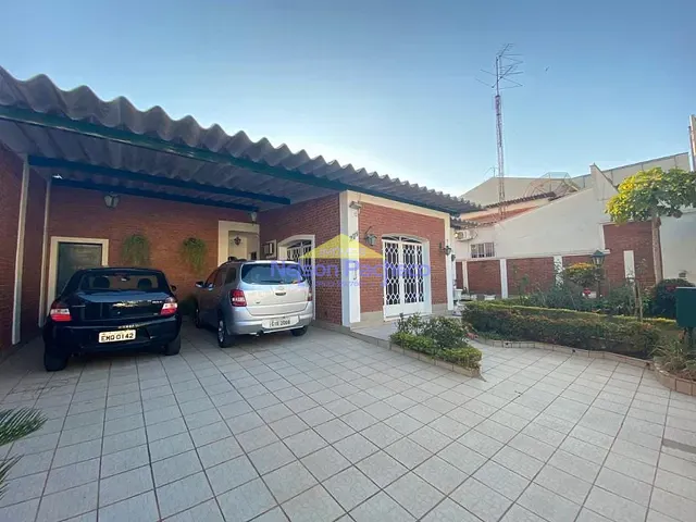 Casa com 501m², à venda, no bairro Centro em Capivari