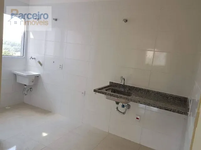 Casa 2 quartos e 1 banheiro, à venda, no bairro Jardim Nossa Senhora do Carmo em São Paulo