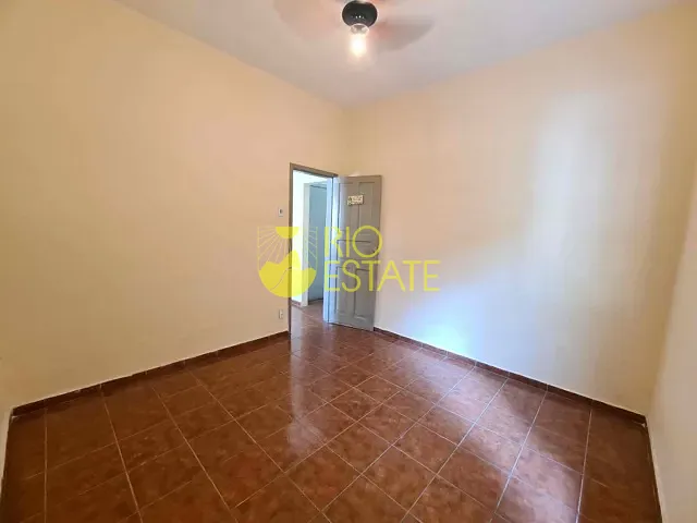 Casa com 130m² 3 quartos e 2 banheiros, à venda, no bairro Bom Jesus em Volta Redonda