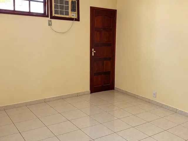 Casa 2 quartos e 2 banheiros, para alugar, no bairro Jardim Mariléa em Rio das Ostras