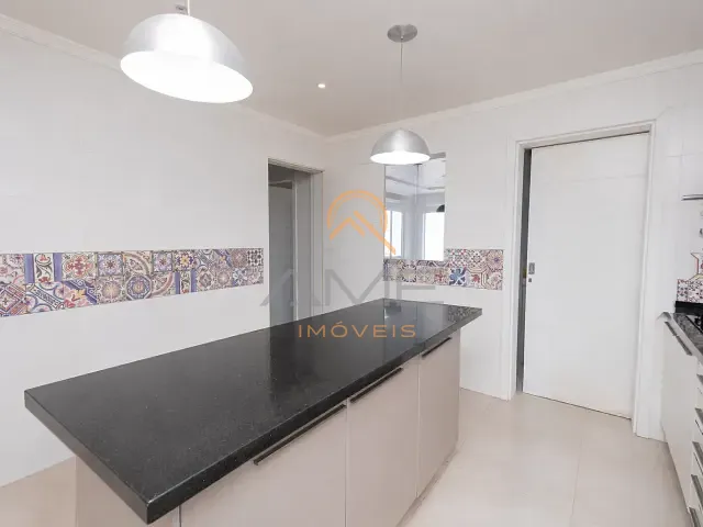 Casa 3 quartos e 2 banheiros, à venda, no bairro São Gonçalo em Pelotas