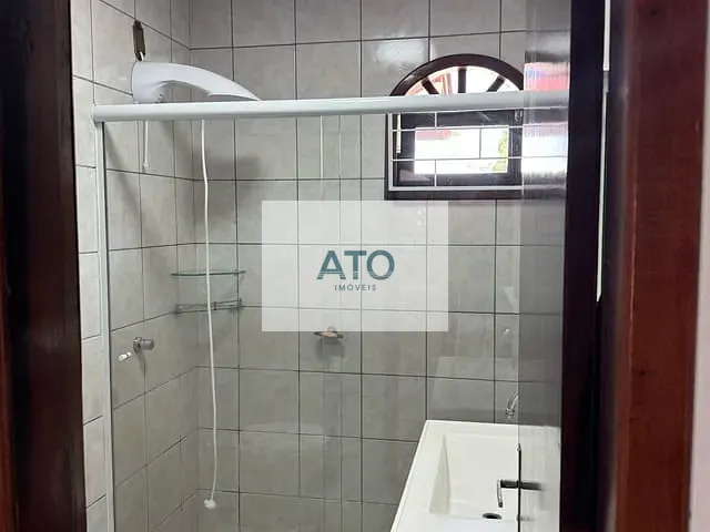 Casa com 390m² 3 quartos e 2 banheiros, à venda, no bairro Universitário em Tijucas