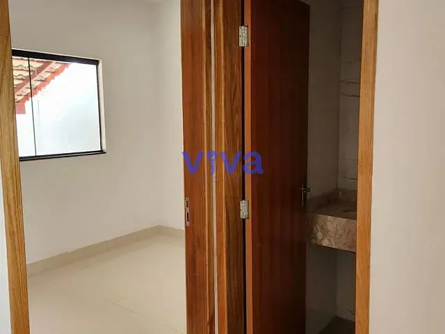 Casa 2 quartos e 2 banheiros, à venda, no bairro Independência - 3º Complemento em Aparecida de Goiânia