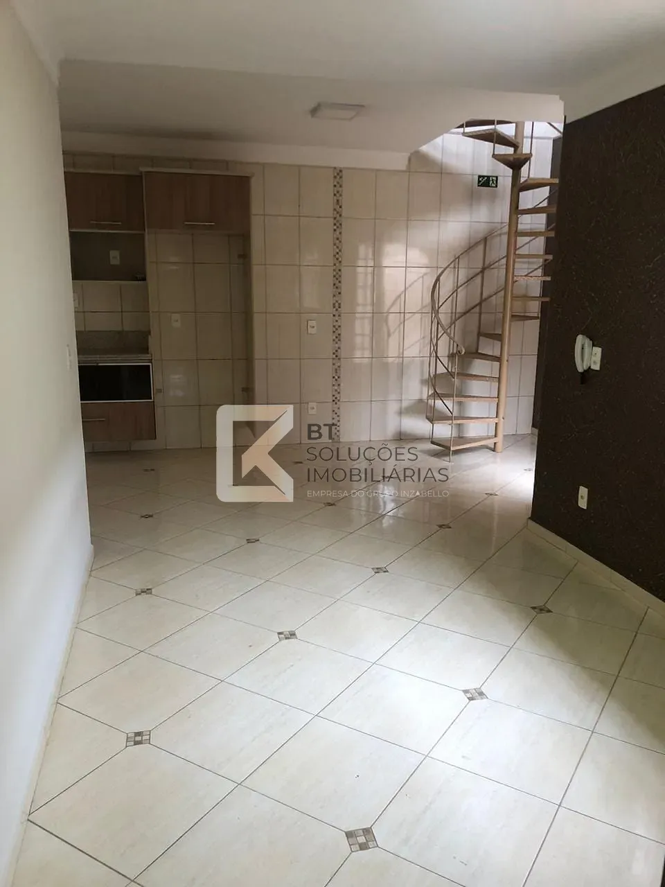 Casa, 3 quartos, 203 m² - Foto 1