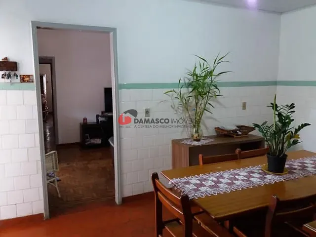 Casa com 300m² 2 quartos e 2 banheiros, à venda, no bairro Nova Gerty em São Caetano do Sul