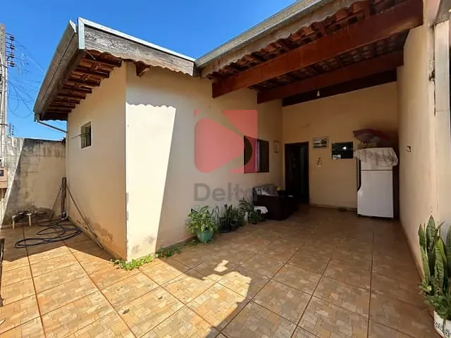 Casa 2 quartos e 1 banheiro, à venda, no bairro Jardim São Valentim em Pirassununga
