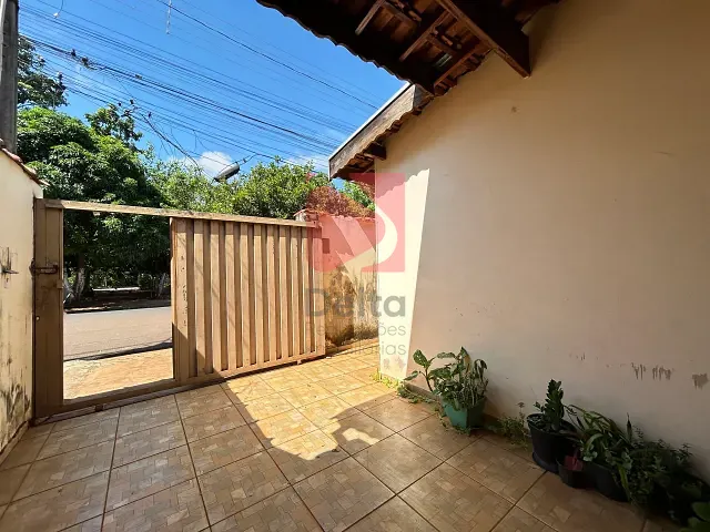 Casa 2 quartos e 1 banheiro, à venda, no bairro Jardim São Valentim em Pirassununga