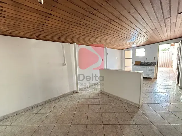Casa 2 quartos e 1 banheiro, à venda, no bairro Jardim São Valentim em Pirassununga