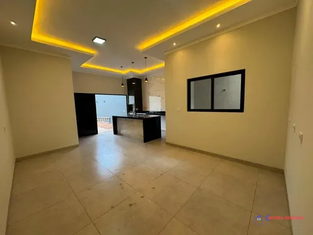 Casa com 360m² 2 quartos e 3 banheiros, à venda, no bairro Santa Helena em Três Lagoas