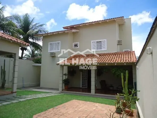 Casa com 420m² 3 quartos e 3 banheiros, à venda, no bairro Jardim Itália em Cuiabá