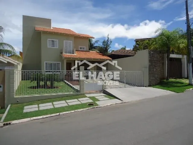 Casa com 420m² 3 quartos e 3 banheiros, à venda, no bairro Jardim Itália em Cuiabá