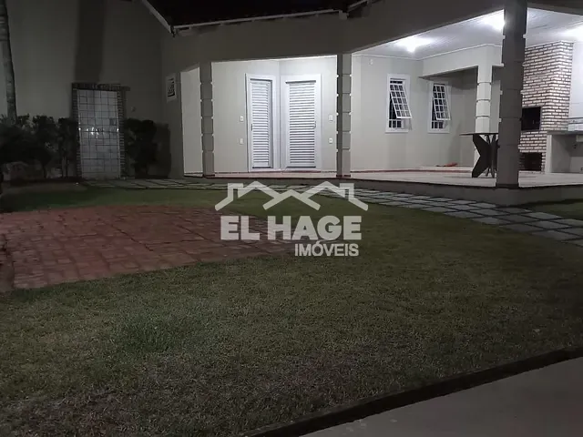 Casa com 420m² 3 quartos e 3 banheiros, à venda, no bairro Jardim Itália em Cuiabá