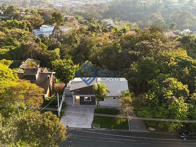 Casa com 800m² 4 quartos e 6 banheiros, à venda, no bairro Marambaia em Vinhedo
