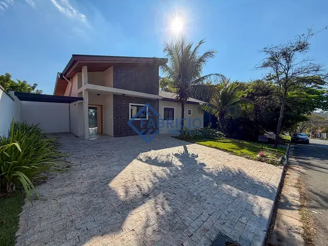 Casa com 800m² 4 quartos e 6 banheiros, à venda, no bairro Marambaia em Vinhedo