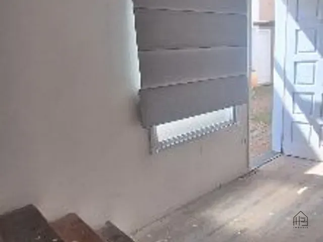 Casa 2 quartos e 2 banheiros, à venda ou para alugar, no bairro Água Espraiada (Caucaia do Alto) em Cotia