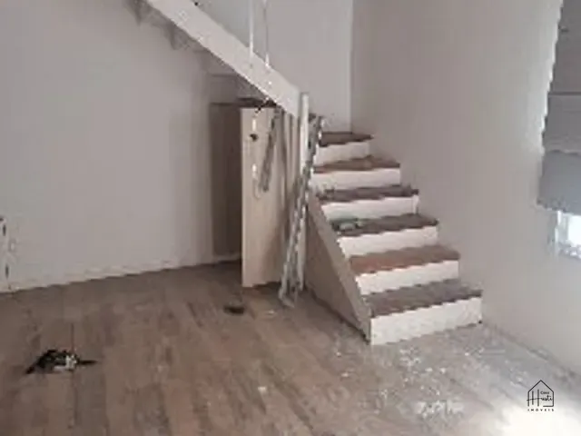 Casa 2 quartos e 2 banheiros, à venda ou para alugar, no bairro Água Espraiada (Caucaia do Alto) em Cotia