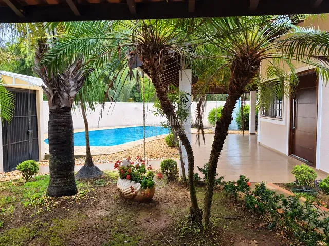 Casa com 533m² 3 quartos e 4 banheiros, à venda, no bairro Estância das Flores em Jaguariúna