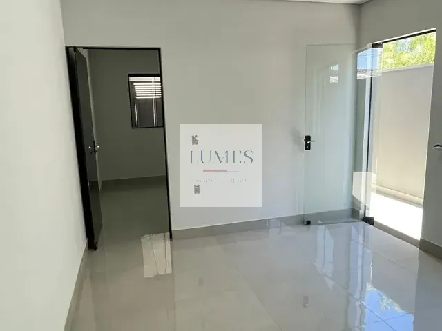 Casa com 125m² 3 quartos e 2 banheiros, à venda, no bairro Parque Residencial Frezzarin em Santa Bárbara D'Oeste