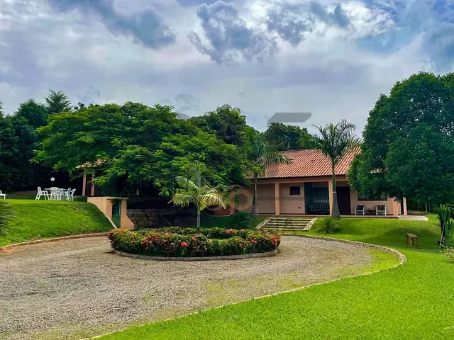 Casa com 5429m² 5 quartos e 4 banheiros, à venda, no bairro Condomínio Fazenda Duas Marias em Holambra